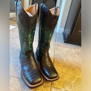 Lucchese Sherilyn crocodile Boots 7c